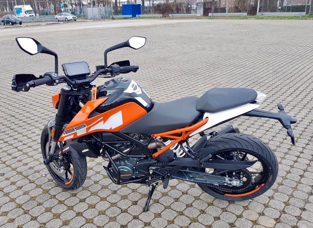 KTM 125