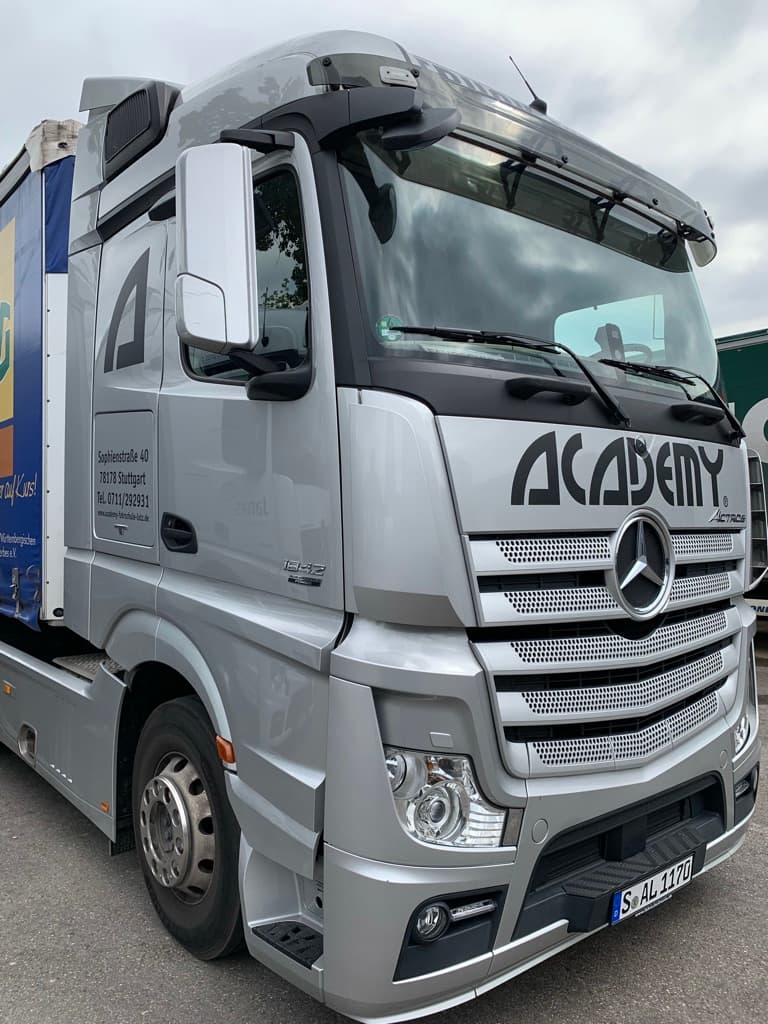 Mercedes-Benz ACTROS 1842 & Schmitz Auflieger